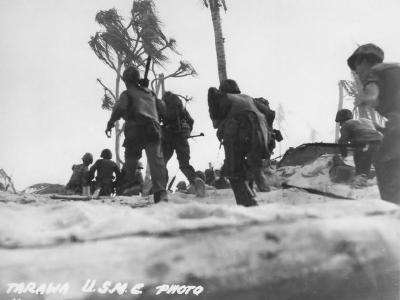 Marines in action Battle of Tarawa 3