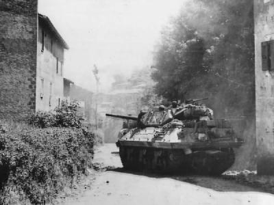 M10 Wolverine Tank Destroyer Moves Into Artena Italy 1944