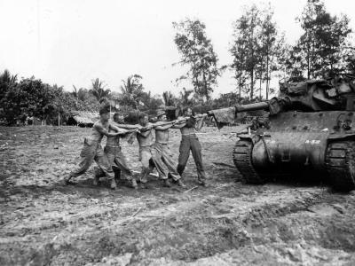 M10 Wolverine 32nd Infantry Division 632nd Tank Destroyer Battalion At Aitape