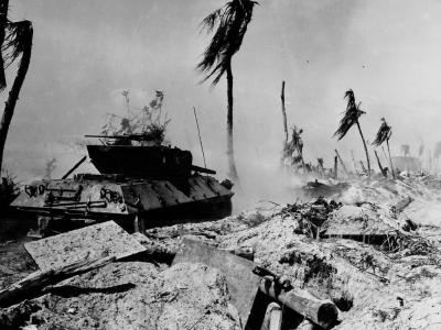 USMC M10 Wolverine Tank Destroyer Advance On Pto