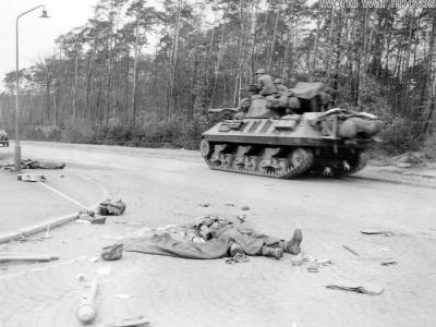 M36 move forward along a road
