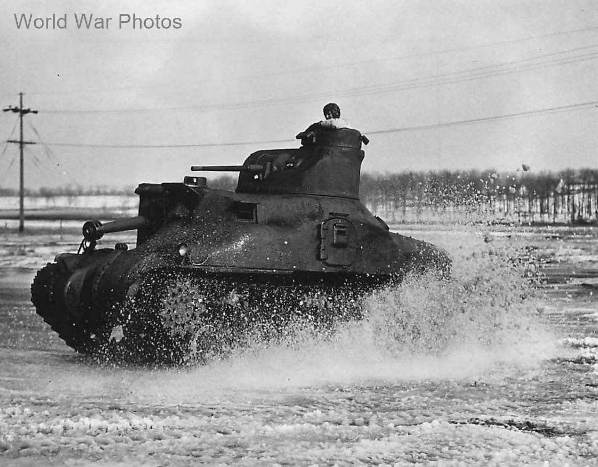 M3A1 Lee on proving track at American Locomotive Company 1943
