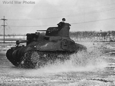 M3A1 Lee on proving track at American Locomotive Company 1943