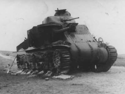 M3 Lee destroyed in Africa