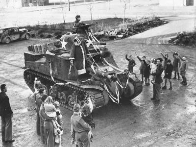US Army Soldier Santa Arrives on M3 Lee Tank for British Children 1943