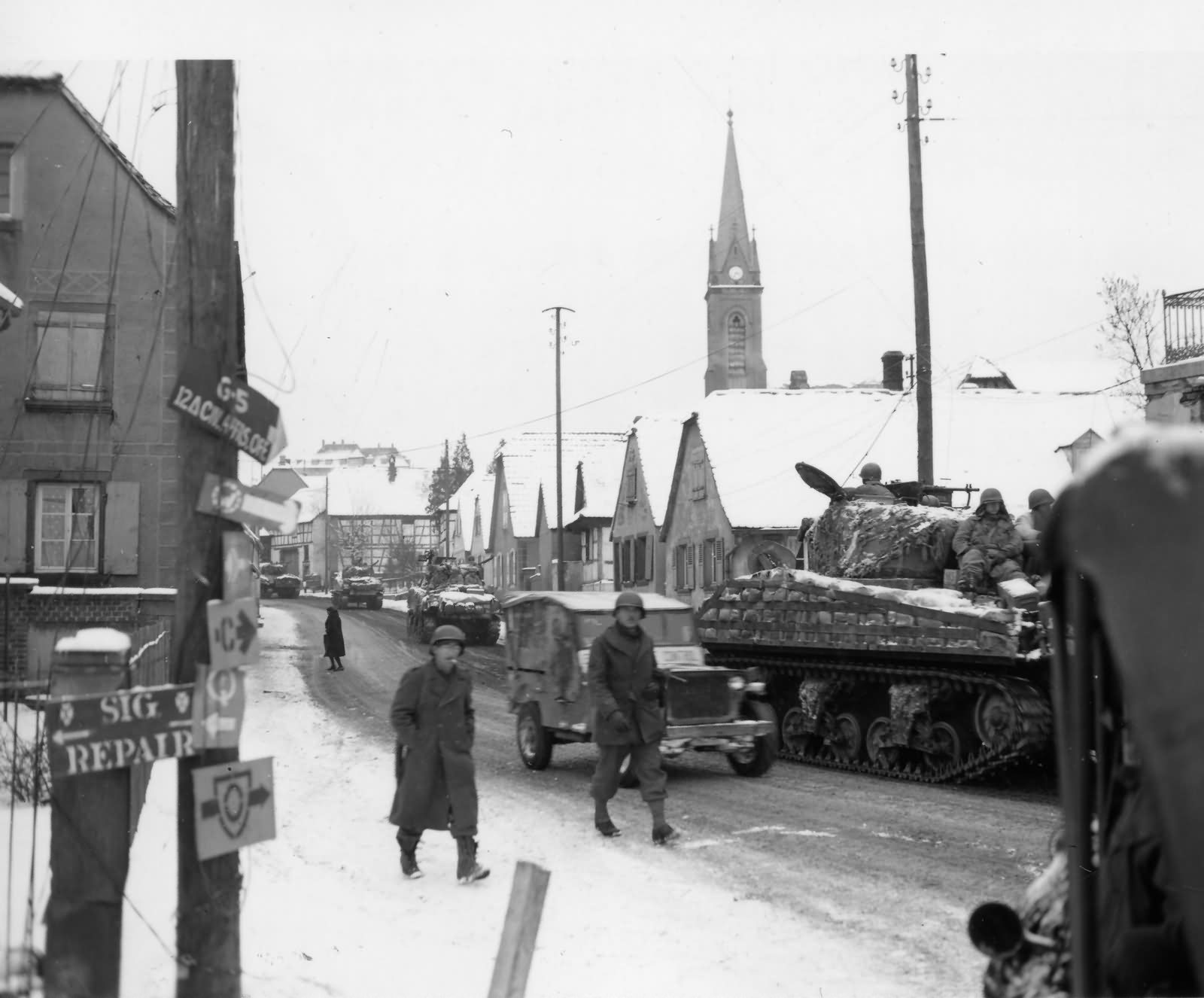 14th Armored Division M4 Sherman Column in Hochfeld France 1945