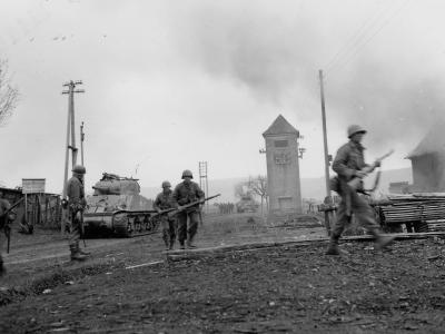 12th Armored Division M4 Sherman and Soldiers Advance into Krautosheim Germany 45