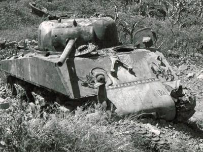M4 sherman tank Iwo Jima 1945
