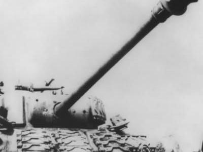 Sherman Firefly front view