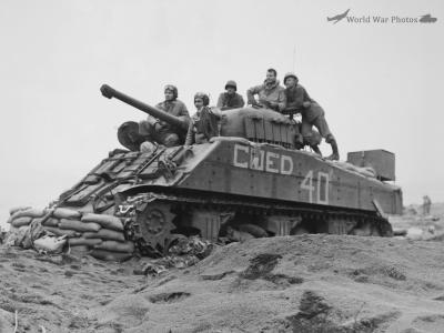 M4 Coed Iwo Jima