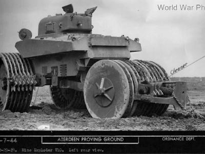 Remote controlled T10 mine exploder, July 1944 2