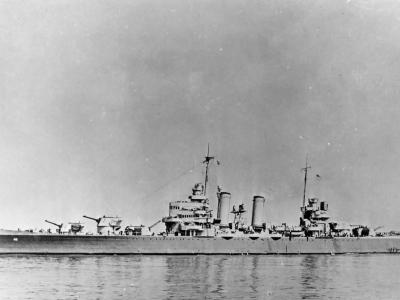 Cruiser USS Brooklyn CL-40 starboard view