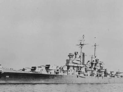 Cruiser USS Dayton CL-105 starboard view