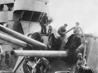 Cruiser USS Savannah (CL-42) Hit by Bomb off Salerno Italy 11 September 1943 2