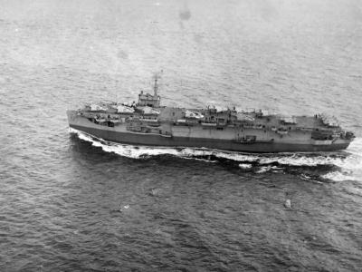Escort carrier USS Croatan CVE-25
