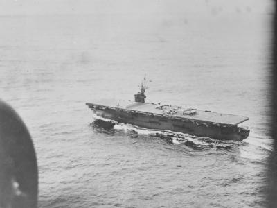 Escort carrier USS Kalinin Bay CVE-68 planes on deck