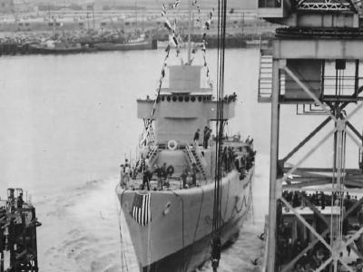Launch at the Bethlehem Steel Destroyer USS Kendrick DD-612 2 April 1942