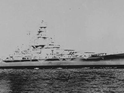 Starboard view of Battleship USS Massachusetts (BB-59)