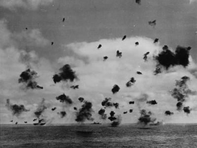 US Navy Ships Fire on Japanese Planes in Battle of Midway