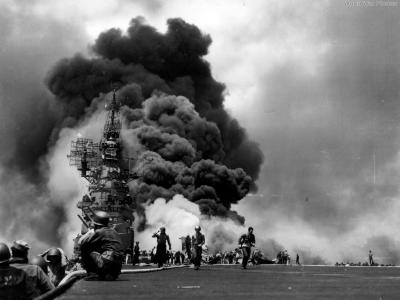 Fire onboard USS Bunker Hill