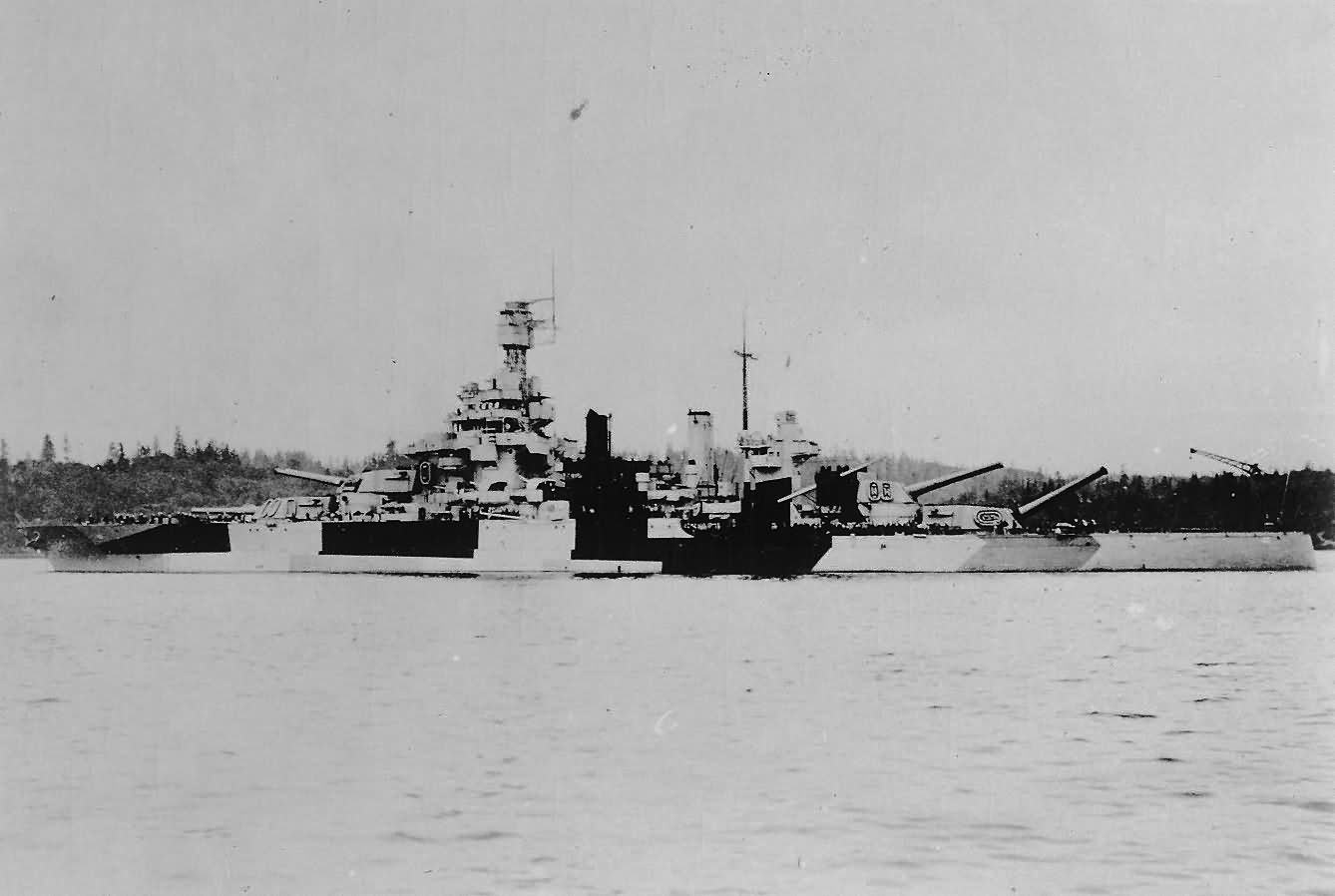 Battleship USS Colorado BB-45 in camouflage
