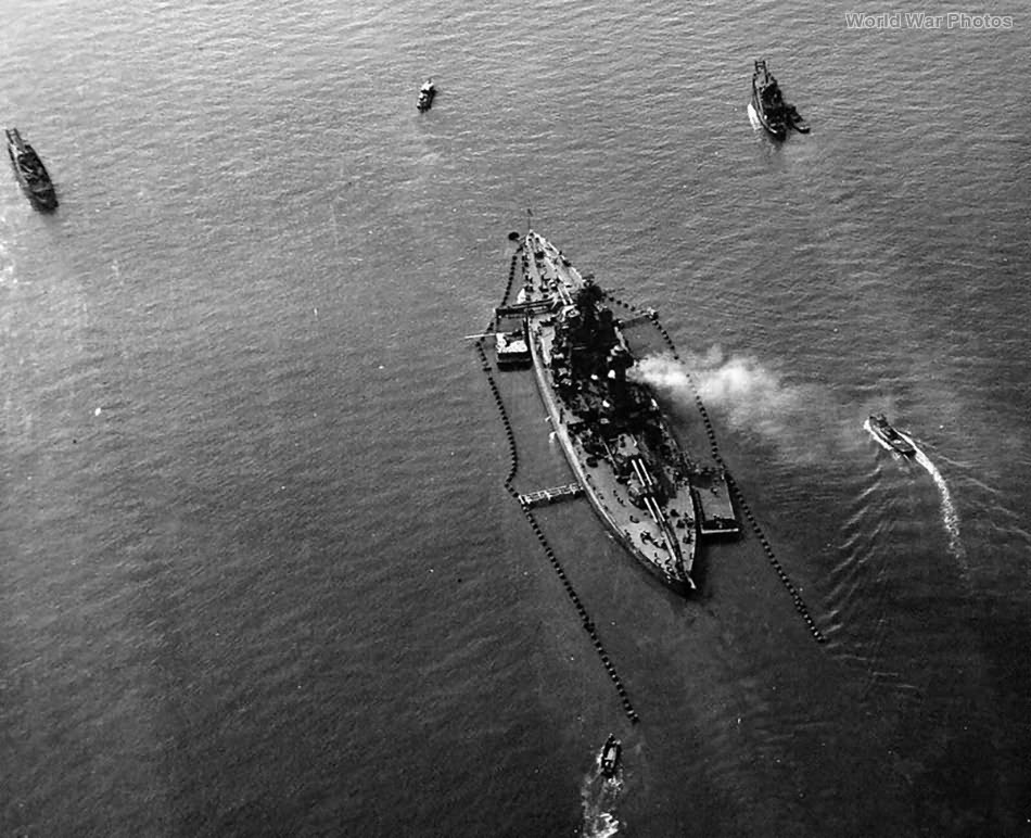 USS Colorado exposed anti-torpedo nets