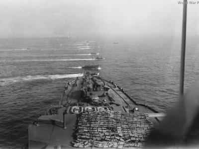 USS Idaho, LCVP and LVT Okinawa 1945