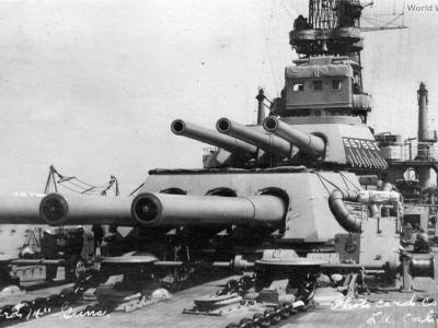 USS Idaho forward guns