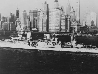 Portland-class heavy cruiser USS Indianapolis CA-35