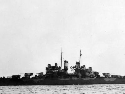 light cruisers USS Columbia CL-56 in camouflage