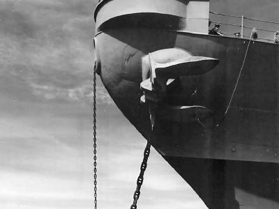 Battleship USS Missouri at anchor in Tokyo Bay 1945