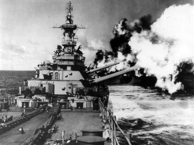 Battleship USS Missouri firing her 16 Inch guns 1945
