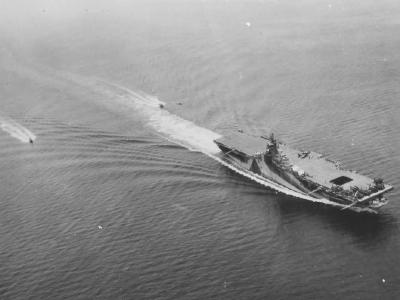 Aircraft carrier USS Ticonderoga CV-14 in camouflage