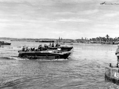 Australian 7th ID in LVT during the invasion of Penajam Balikpapan