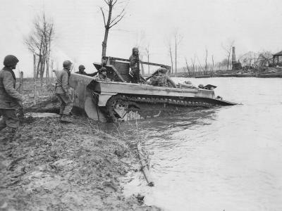 LVT-4 9th ARMY COMBAT ENGINEERS
