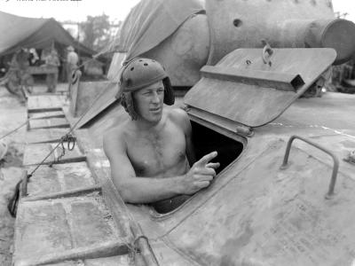 LVT 3rd Armored Amphib Tank Commander 1944