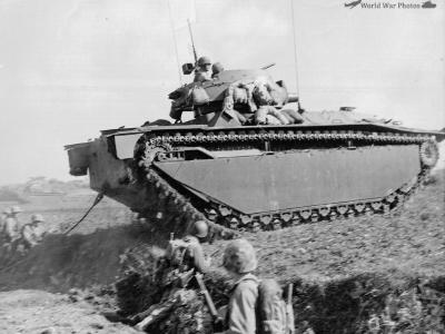 LVT A 4 Okinawa 1apr45