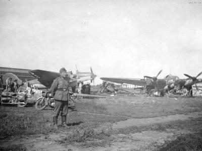 Wrecks of Ar-2 bombers 1941