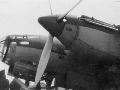 Ar-2 nose and engine