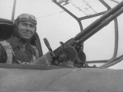 Il-2 rear gunner in his position