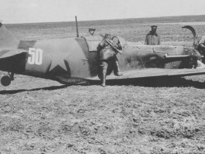 LaGG-3 50 and Italian troops 1942