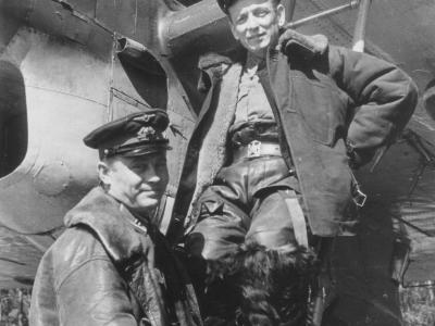 Pilots of Pe-8 1942