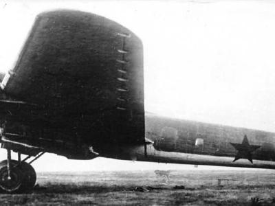 Russian heavy bomber Pe-8 ASh 82