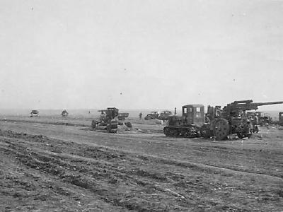 Soviet Artillery Tractor STZ-3