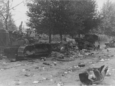 destroyed Stalinetz S-65