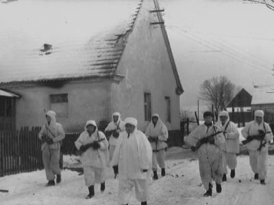 Soviet soldiers 48