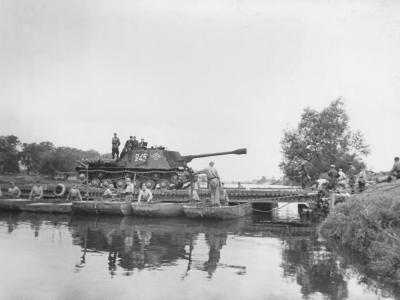 ISU-122S coded „white 245” passing a pontoon bridge