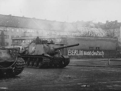 ISU-122 „white 192” Berlin 1945