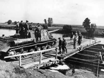 ISU-152 of the 1st Guards Tank Army