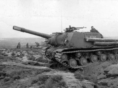 ISU-152 Germany 1945